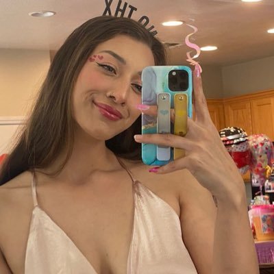 AllisonSta34108's profile picture. 