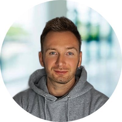 Building my Gym Tracking App fitloxx 💪🏼. Working as a Freelance Android Engineer.
Sharing my app journey, mobile dev and some gym advice.