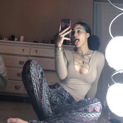 18+ I got the best pussy on the planet 🙈. Want the full content? Click that link and spend some money baby 💦 NO MEET UPS SO DONT ASK YOU WILL GET BLOCKED.