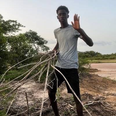 Hello everyone my name is Modou I am from the Gambia smiling coast of west Africa I am here looking help so that I can buy food for my siblings and clean water