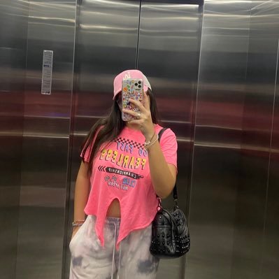🌸                                                        ig: https://t.co/69SCD1IB4j