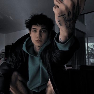 heartsjxdn's profile picture. 06/09/22 🕊️ @tellmeabouttmr