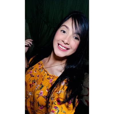 Lcda. En Administración
Venezolana
Católica de corazón inquieto🔥