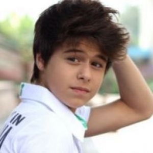 O mundo não ia ser perfeito se não existisse você, te amo @PedroNegrini . Criado pela  @Vick_Riccci . s2 . Since  : 16/12/11