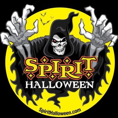 @spirithalloween is truly the greatest place on earth I love everything about spirit Halloween 👻 🎃🎃🎃🎃🎃 #spirithalloween