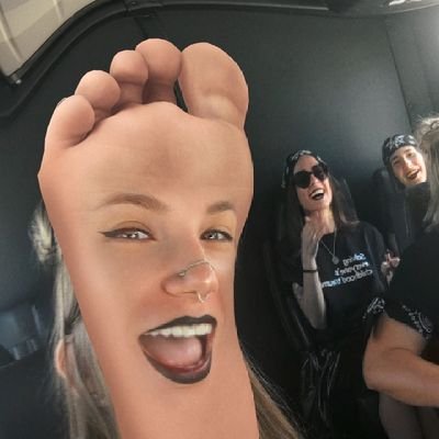 HeathBarBunny's profile picture. 