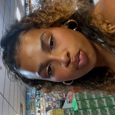 oghoneyt's profile picture. 24 || Taylanis fine ass momma 🤍✨