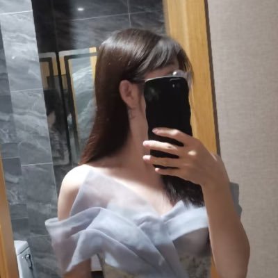 qiuhunshim34177's profile picture. 