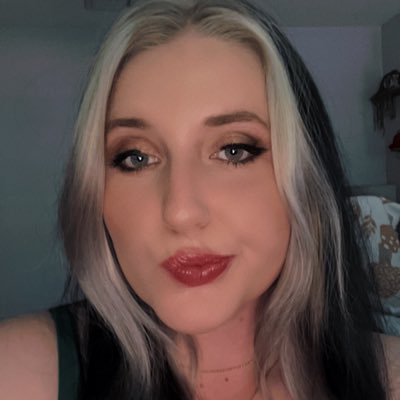 emilyeliiizabth Profile Picture