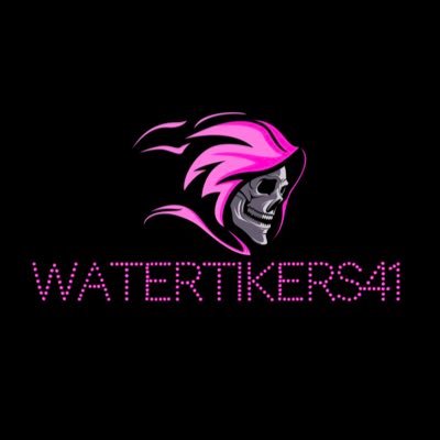 welcome im water 🥶💧I do alot gaming mostly a lot dead by daylight follow me and add me on my other accounts and twitch 😎👍