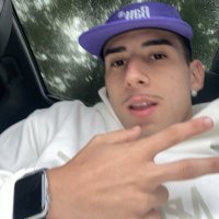 vini (@_vinifernands) 's Twitter Profile