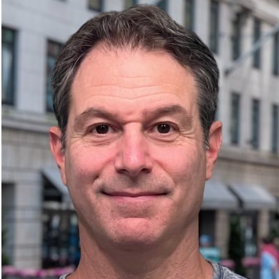 https://t.co/SNPWSZACA7 | Previously: VP, Finance at Condé Nast; GM, TIME dotcom; founder @thetastebudapp | SU and UPenn |
