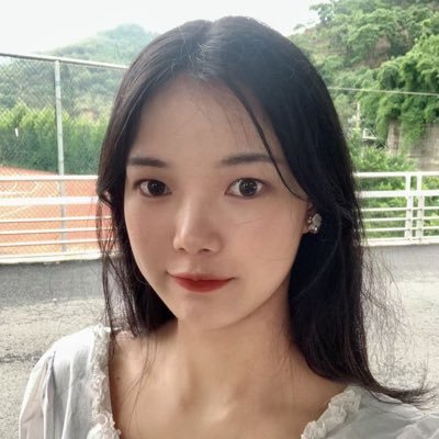 jmw35364423's profile picture. 