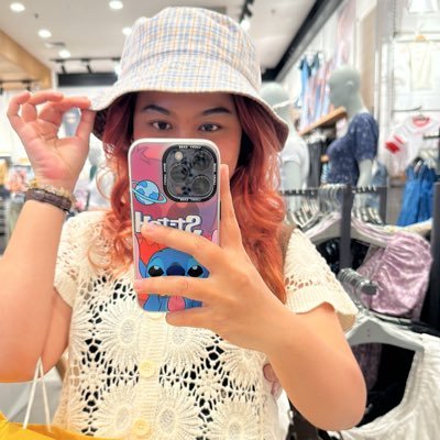 ryyulia_'s profile picture. empty