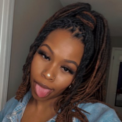 cinnamo66868037's profile picture. Beauty💖😘 W/ Brains 🤓📚