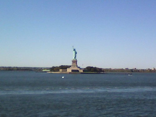 azzinarom's profile picture. 