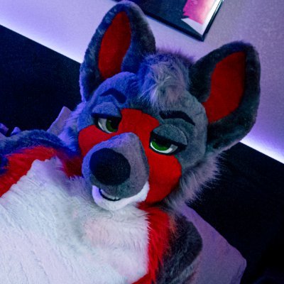 ✧ The horny side of @ZeppelinCoyote ✧ Engaged to @SpicyPurpleAura ✧ 25 ✧ Bisexual ✧ 18+ ONLY! ✧