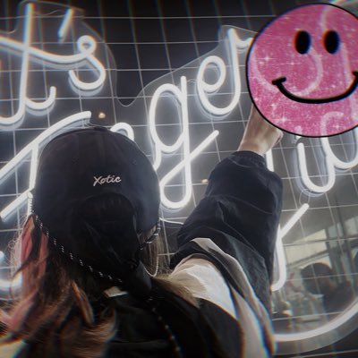 YttriumLee's profile picture. Cool