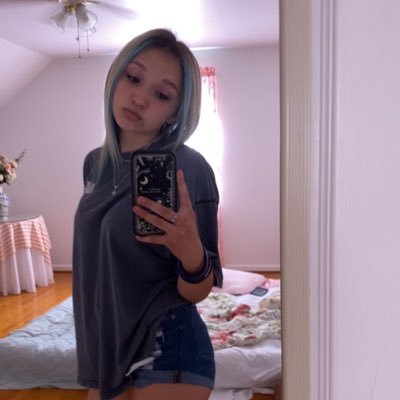 elayna_0710's profile picture. swag money🤑