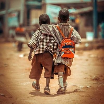 |Dad|Entrepreneur|Dad|
Same heat that melts butter hardens clay. Choose to be hardened than melt.