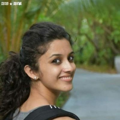 RebelStarStan's profile picture. Edhi shaswatham kadu. fan of @Gautham_404, @Vikramdatta_99’s devotee.