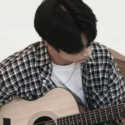 BeauKpopzDm's profile picture. back up acc of @beaukpopz