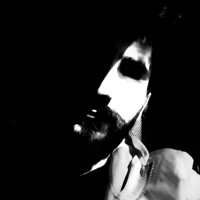 Turguttips's profile picture. para parayı çeker cümlesindeki çeker