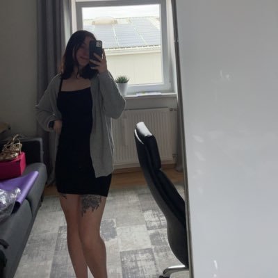 skinnyysadbitch's profile picture. 