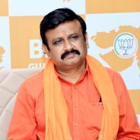 Dr.Yagnesh Dave(Modi ka Parivar) (@yagneshdavebjp) 's Twitter Profile
