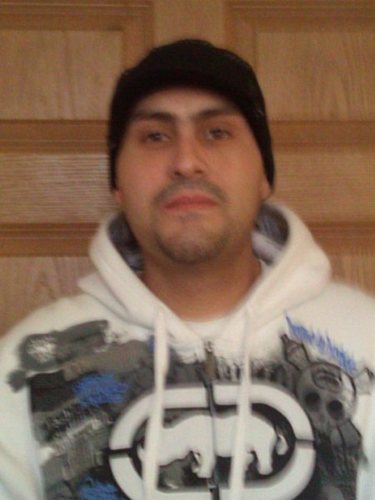 bugout32's profile picture. 