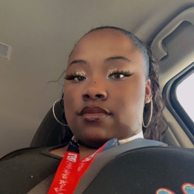 AnitraWhite_'s profile picture. I’m somewhere probably eating a sandwich.