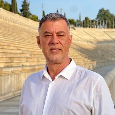 τ.Αντιδήμαρχος Δήμου Αθηναίων Δόμησης (Πολεοδομίας) και Δημοτικής Περιουσίας. Πρόεδρος Δ.Σ. Π.Ε.Τ.Α. Α.Ε