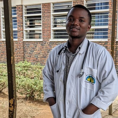 Veterinary Medicine student at @Uni_Rwanda // Publication & Communication officer in health club @UR_Wildlife//
IG: https://t.co/AM8DAFhyGn /blazzo Blaise