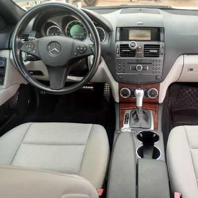 Ayomikumi94's profile picture. Here with KGeN