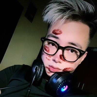 KhanhkakaK's profile picture. haha