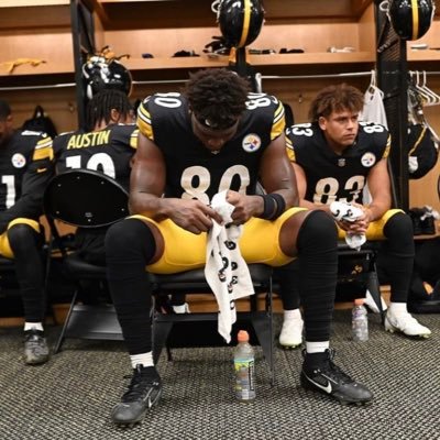 Steelers | Darnell Washington ROTY🔜|2023 SUPERBOWL champs| 👽☔️🚗🚀🚂|DEPRESSED PITTSBURGH FAN #LetsGoBucs #HereWeGo #LetsGoPens #NflTwitter🟡⚫️@_Dwfootball11