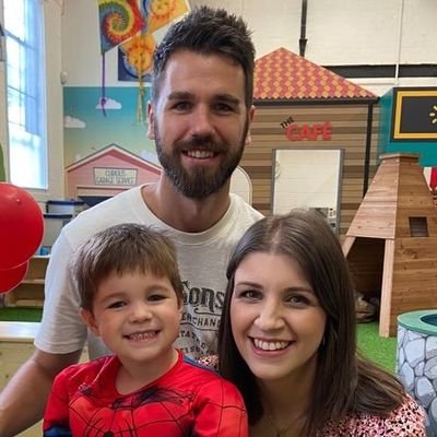 Clin Psych with a special interest in ACT. Author of ACT Made Yorkshire - @actmadeyorks and host of the Sh*t, Shower & Self-Care #podcast #mentalhealth