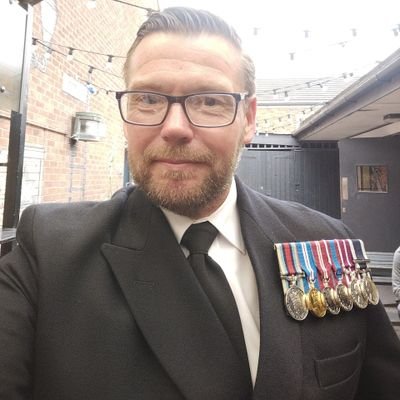 Warrant Officer 1 (Supply Chain).RN 28yrs MSM.BSc(Hon) Logs management.Born in GY,❤️ the RN⚓,Hockey🏑,Football,fond of a craft🍺known as Hammy,views are my own.