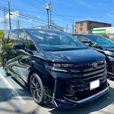 In Japan Osaka Prefecture. Heavy metal love. Live listed recently is ROSENFELD and Arch Enemy. The car is Vellfire.