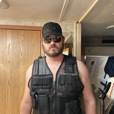 JamesBanePDX's profile picture. Just having fun. Adult account 18+ please.