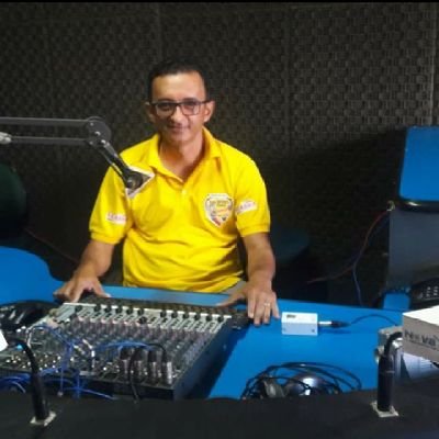 Repórter esportivo tbm na web (DRT 6177/PE): Passagens nas Rádios NovaFM, JBFM e GuaranyAM. Comentarista Bate Bola 98 📻 Dimensão FM 98.1