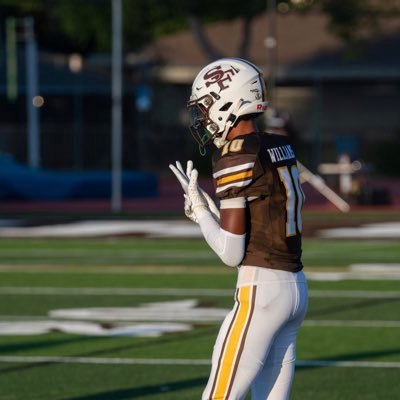 Saint Francis HS ‘26 |3⭐️ATH| 6’0|WR~DB| 3.0gpa : email perrionwilliams@sfhs.com https://t.co/oSgyMoUdYO| Cell #6502487443 @ktprep