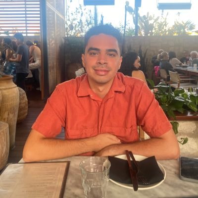 Football writer covering Tottenham Hotspur and other bits for @TheAthleticFC. (Ellie-us)