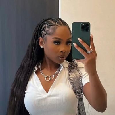 Just a pretty bitch with random thoughts