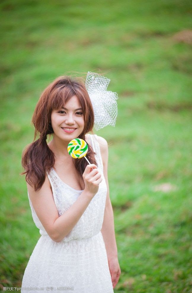 bspku475uyk's profile picture. The wind blows away the thoughts, rolled up unruly time