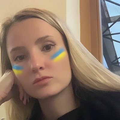 I’m Ukrainian💪🇺🇦 I write in English because I want foreign friends know more about the war in Ukraine. Help the Ukrainian army PayPal nastia30yo@gmail.com