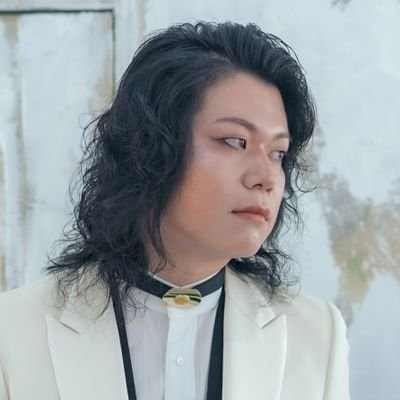 シンガーソングライター、音楽評論家、(同)音楽事務所LAZY ART代表。
音楽制作・プロデュースのかたわら昭和歌謡、J-pop、芸能、トレンドについてメディアで執筆、お話しています。
金曜20時半～ラジオ関西「中将タカノリ・橋本菜津美の昭和卍パラダイス」放送中。週刊朝日「あの頃GSがいた」連載中