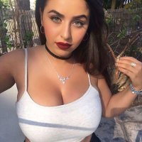 Lori (@c_lori59) 's Twitter Profile