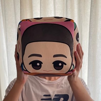 岡崎出身、88生まれ、東海オンエア垢🧡💛💚💙🤎💖2022年7月〜📦、ゆめさん、いくとくん、しばゆーの虫さん推し🙋♀️ #東海ファンと仲良くなりたい#酒、歌、流行りもの好き❤️リプいいね、もらえると喜びます🙌🙌🙌