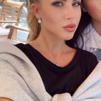 Lisa (@w_lisa26) 's Twitter Profile